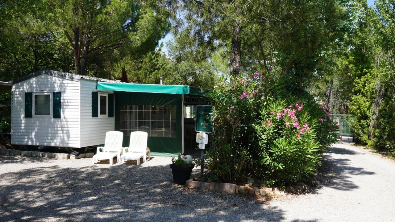Chalets Met Buitenkeuken Op Camping Lei Suves - Joycasa Roquebrune-sur Argens Exterior foto